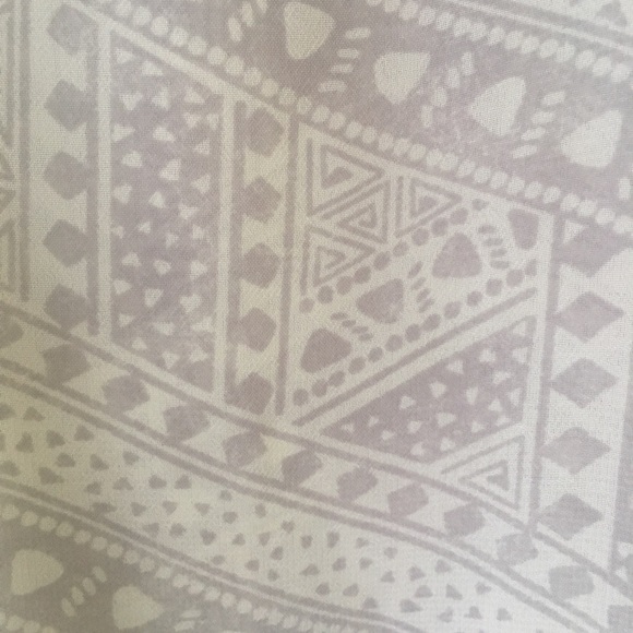 Maurice’s Chiffon Geo Print 3/4 Sleeve Top SZ 1 - Picture 5 of 6